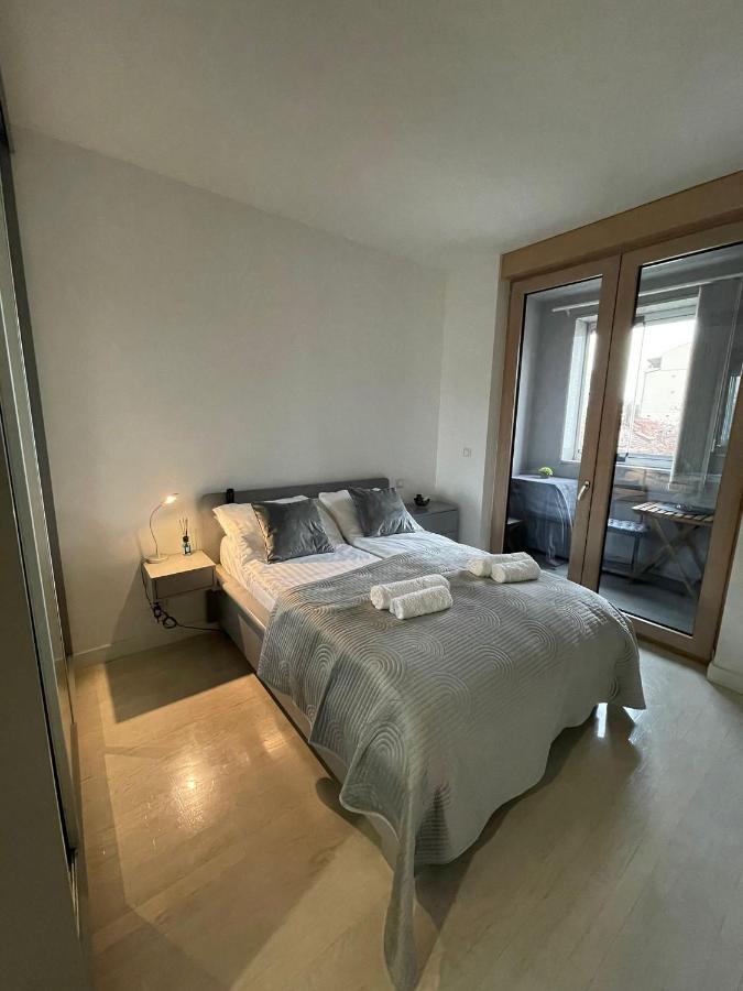 Iskra Apartment